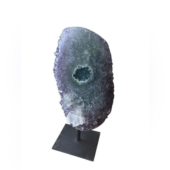 New Amethyst Geode on Stand - Picture 1 of 6